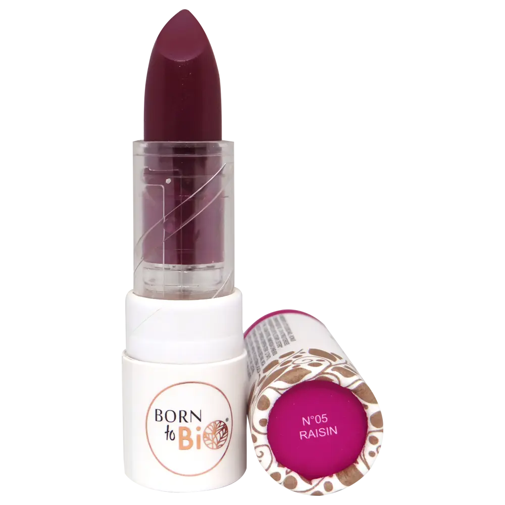 Le rouge à lèvres bio brillant Raisin de Born to Bio sublime vos lèvres d’une teinte élégante et profonde, idéale pour un look raffiné