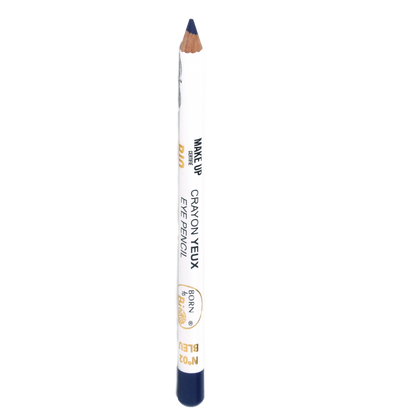 Maîtrisez l'art du regard intense avec des teintes chic et des actifs naturels.